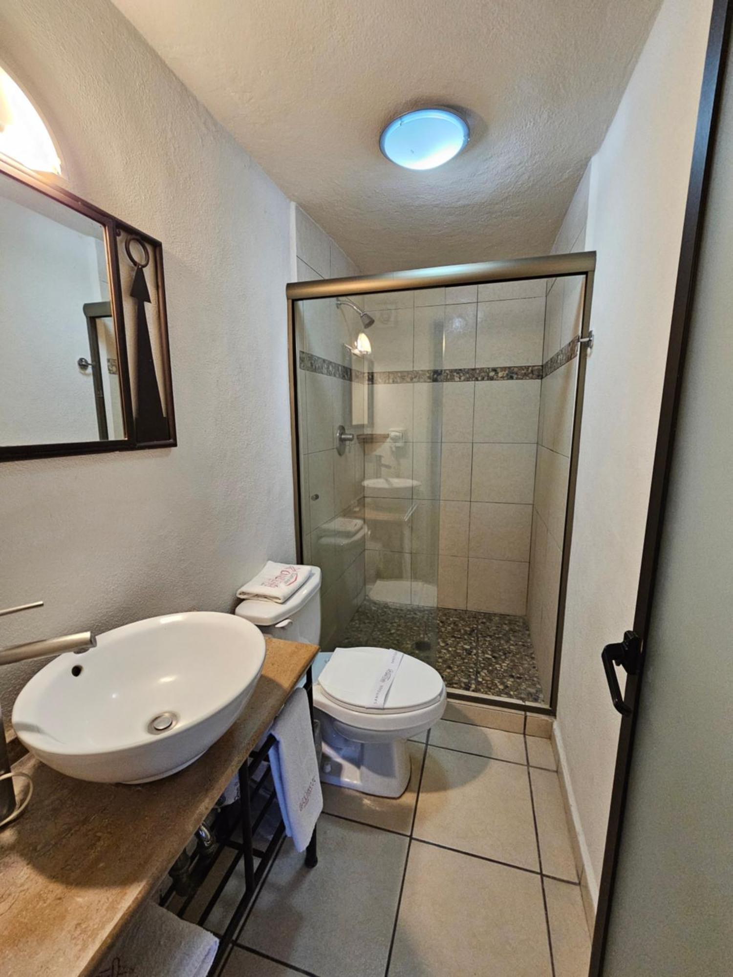 Alvaro Obregon Hotel Ejecutivo Aeropuerto מראה חיצוני תמונה